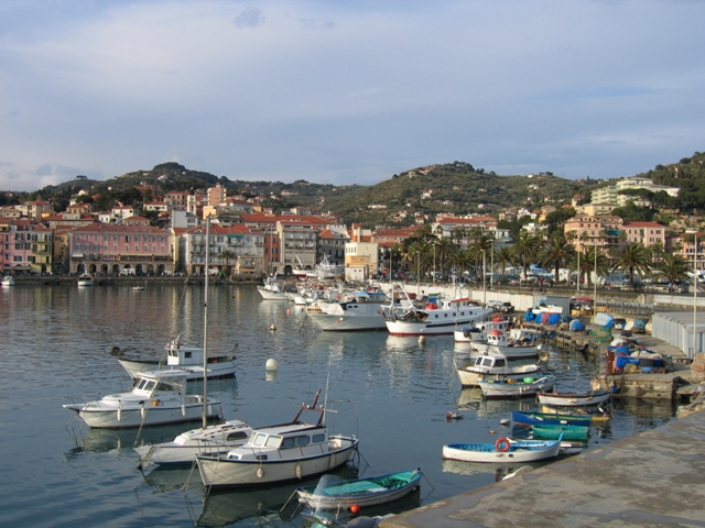 Imperia Oneglia, view of le Cascine from the harbour